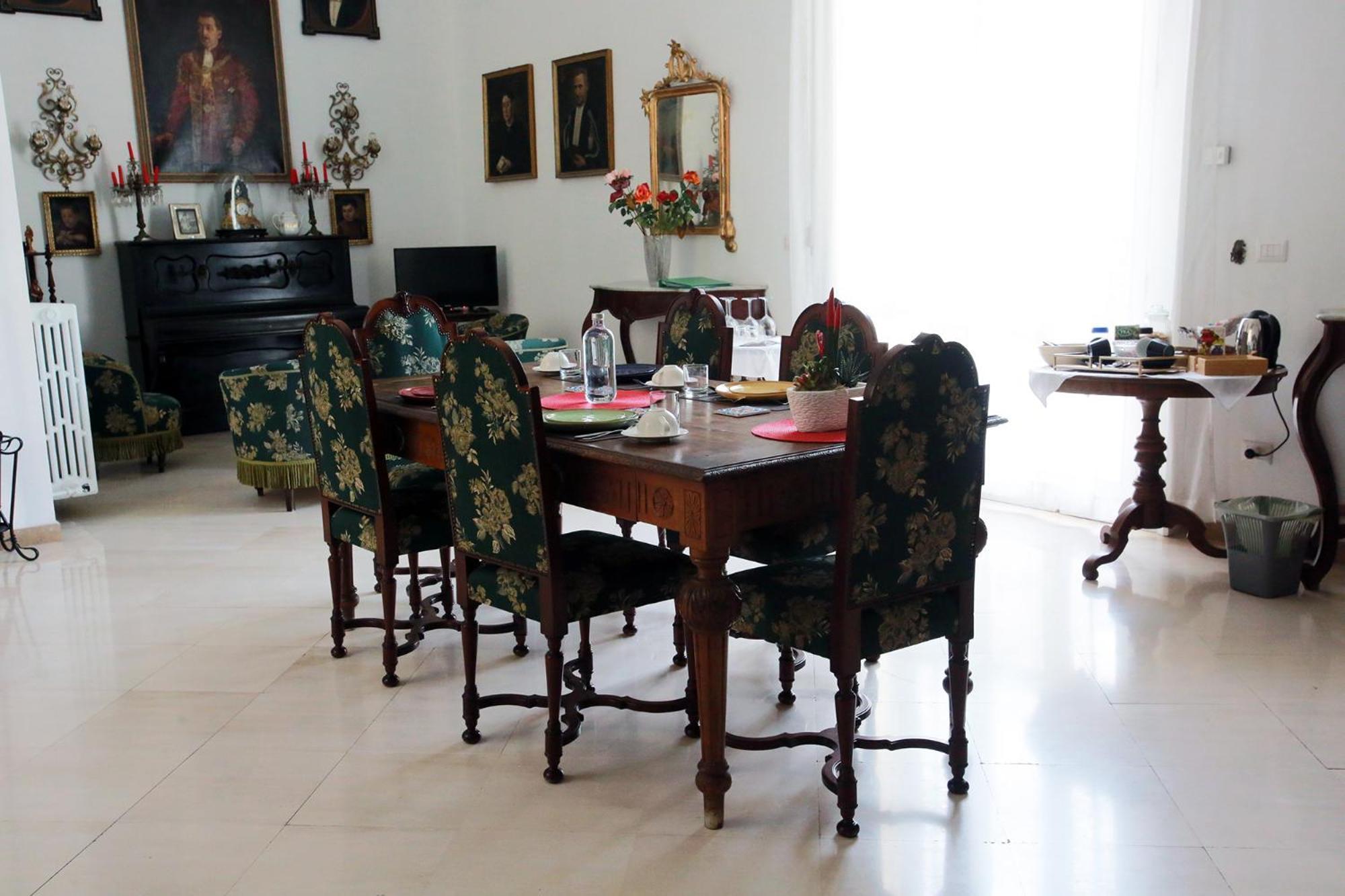B&B Palazzo Sambiasi Lecce Room photo
